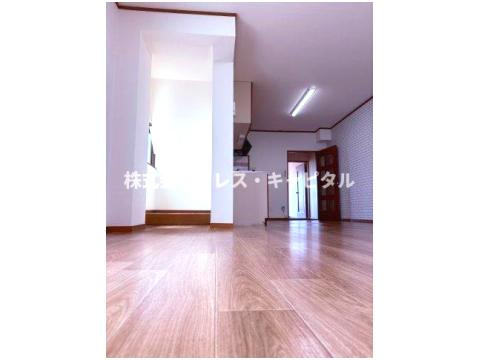 平塚市立野町1棟売りマンション