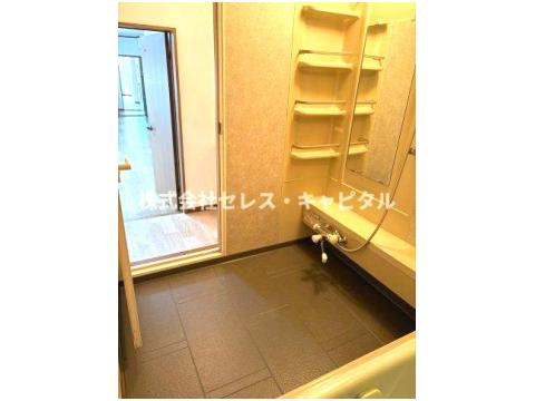 平塚市立野町1棟売りマンション