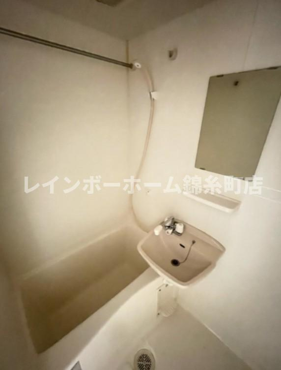 リヴィエール綾瀬の浴室