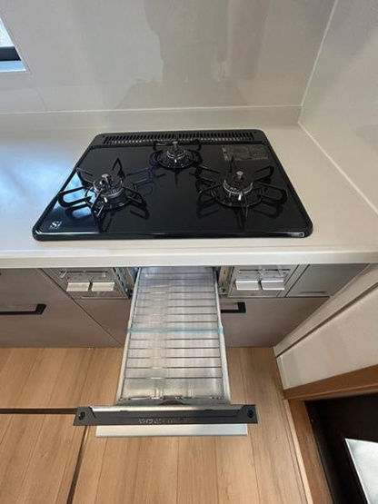 【キッチン】 | リフォーム済み中古戸建 | コンロ　新品交換済 