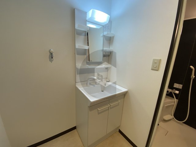 第10美和マンションの独立洗面台