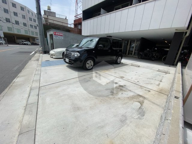 第10美和マンションの駐車場
