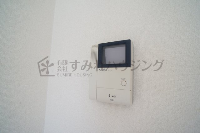 リビングタウン伊丹鴻池の設備|前回退去時のクリーニング前の写真です。退去後はハウスクリーニング行います。参考写真としてご覧ください。
