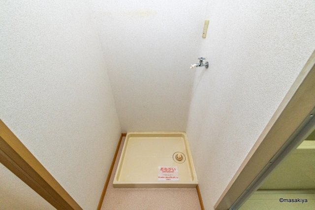 TM・ハイツの洗面所|室内洗濯機置き場