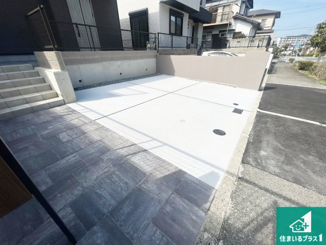 神戸市北区唐櫃台　新築一戸建ての駐車場|駐車スペース！散水栓があるので、こまめに愛車を洗えます！
