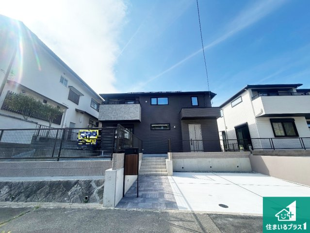 神戸市北区唐櫃台　新築一戸建ての外観|安心の10年保証！外観を美しく保ち、雨水で汚れを落とします！気になることがありましたら、お気軽にお問い合わせください！