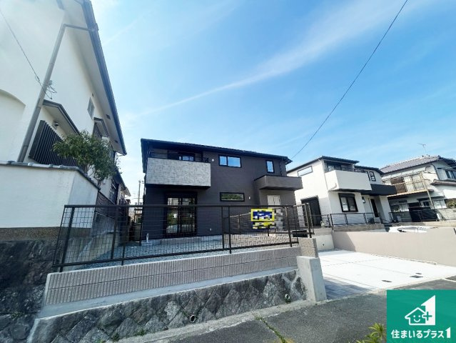 神戸市北区唐櫃台　新築一戸建ての外観|安心の10年保証！外観を美しく保ち、雨水で汚れを落とします！気になることがありましたら、お気軽にお問い合わせください！
