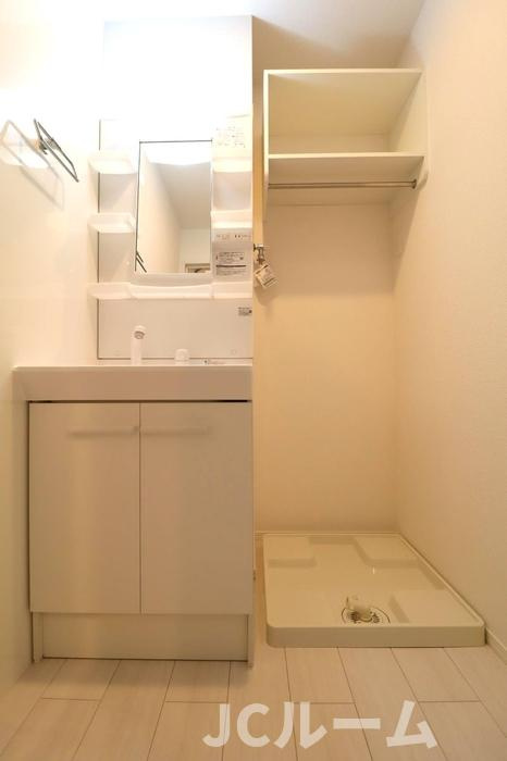 サンリジェール春日新田の洗面所