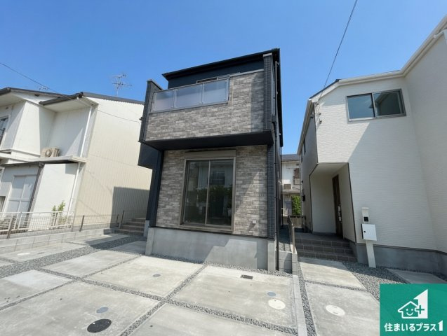 5日(土)6日(日)現地ご見学可能！　交野市松塚　全2邸の外観|お客様に長く安心して住んでいだだける事にこだわった家づくり！住んでからのアフターサービスにもしっかりと取り組んでいます！