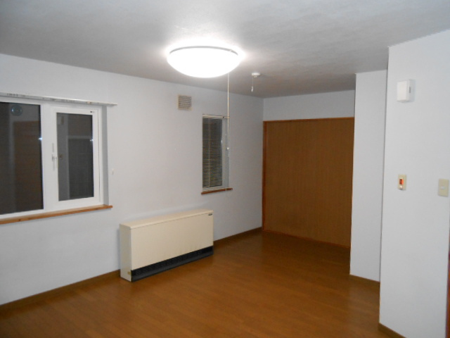 クレージュの居間・リビング