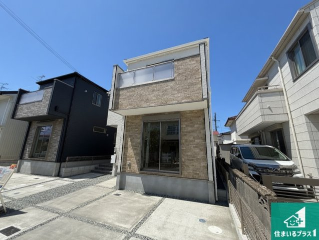 交野市松塚　第2期　新築一戸建ての外観|安心の10年保証！外観を美しく保ち、雨水で汚れを落とします！気になることがありましたら、お気軽にお問い合わせください！
