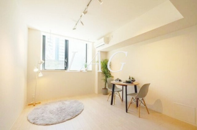 【居間・リビング】 | エスタート大井町フォレスト | 洋室のお部屋（モデルルーム）です。