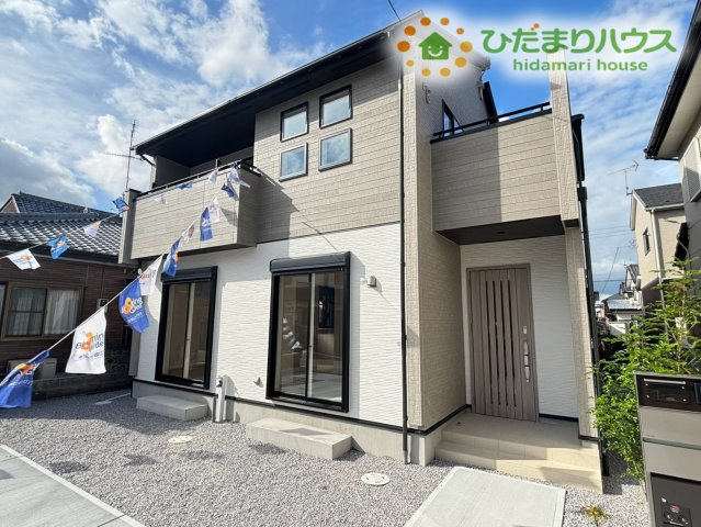 深谷市岡里　新築一戸建て　ブルーミングガーデン　01