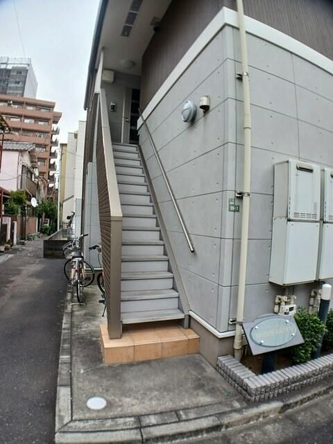 メゾン　ミニヨンのエントランス