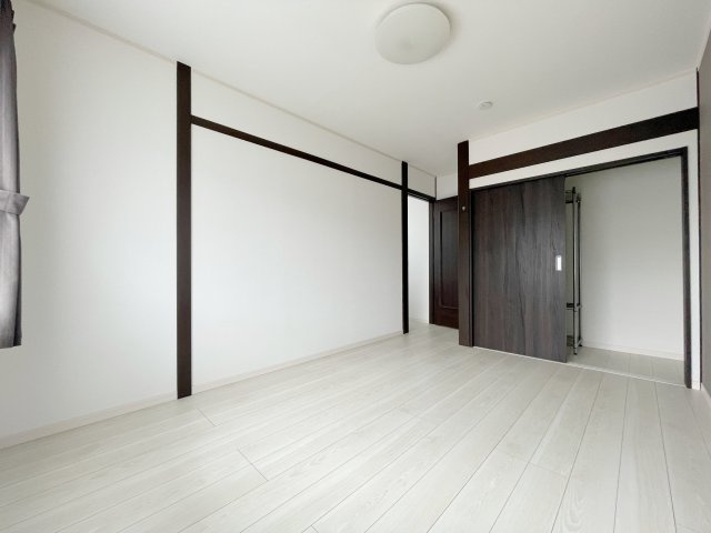中古戸建・中古住宅　須賀川市向陽町　仁井田小学校・仁井田中学校の洋室|約6帖の洋室　