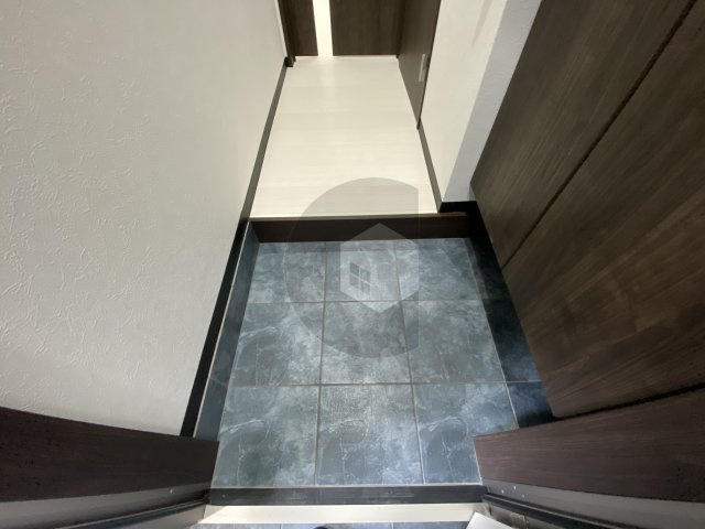 ヴィエント中小阪の玄関