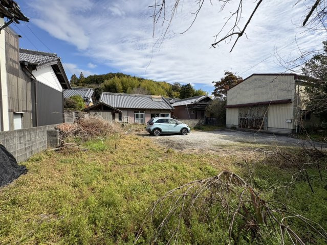 「更地渡し203坪」野市町西佐古　売り土地の外観|約203坪の土地☆更地渡しなので解体費用のご負担はありません