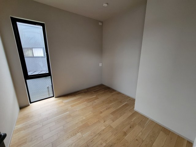 笹部４丁目売中古住宅の洋室