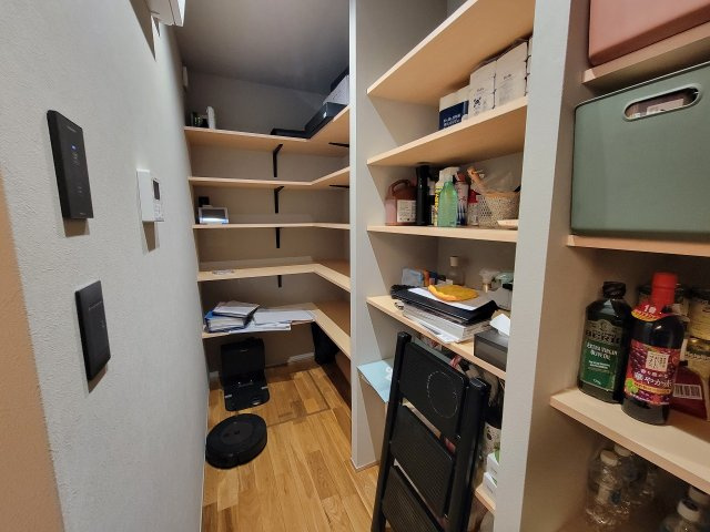笹部４丁目売中古住宅の収納