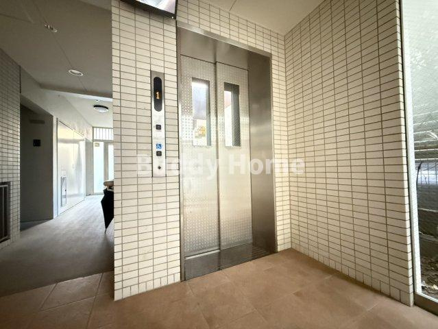 ブレスト我孫子町のロビー