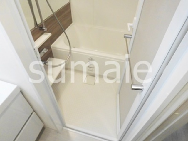 エムワイ　ヘリテージの浴室|清潔感のあるバスルームです。