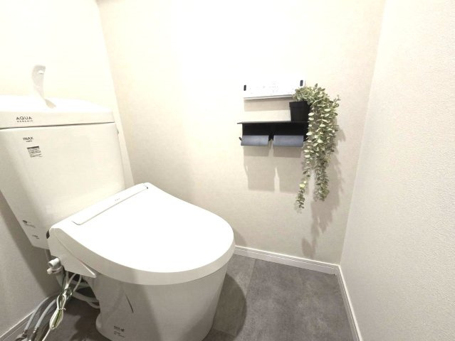 朝日プラザ大濠のトイレ|縦型トイレはお掃除などお手入れがしやすく常に清潔に保ちやすいですよ♪
