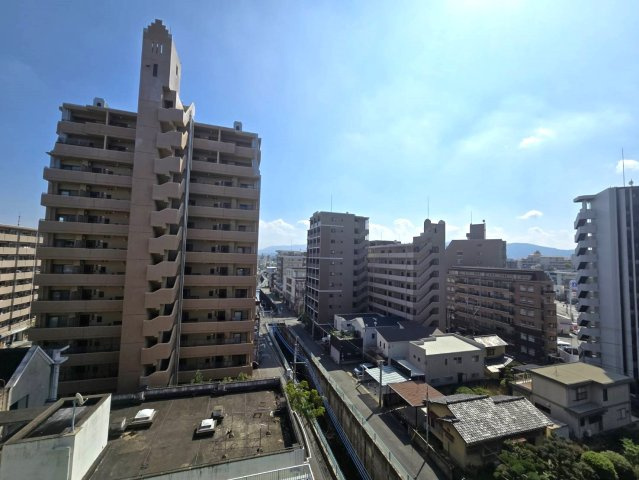 ライオンズマンション高宮南の展望|陽当たり、通風ともに良好なので洗濯物もよく乾きそうです☆