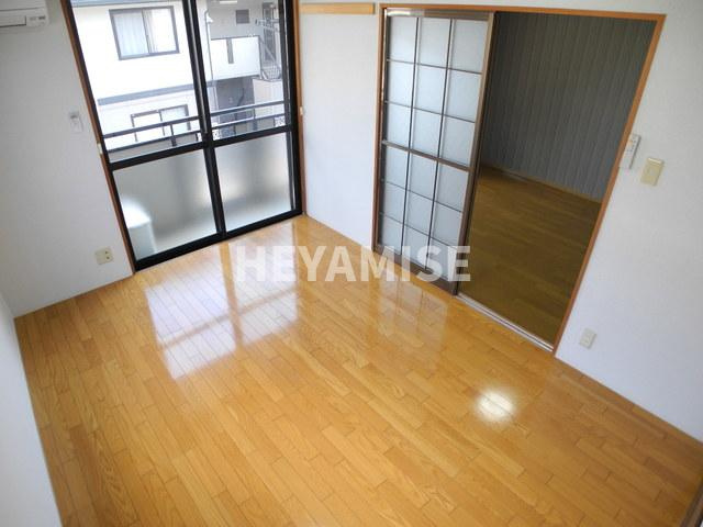 セジュールM A棟の居間・リビング