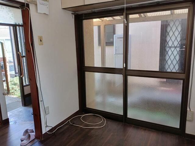 中原１丁目戸建の居間・リビング|おしゃれな内装です