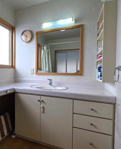 新潟市東区小金町3丁目の洗面所