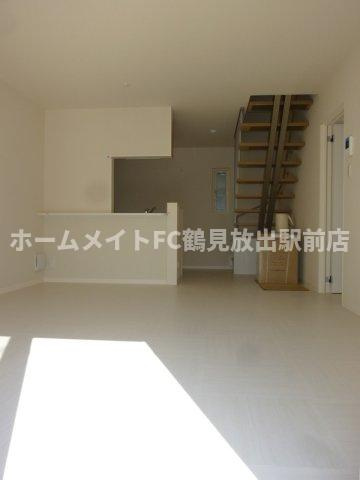 東大阪市徳庵本町の一戸建ての居間・リビング