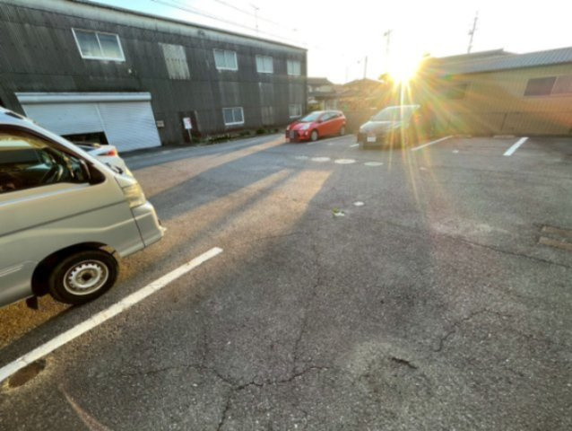 GOフロントの駐車場