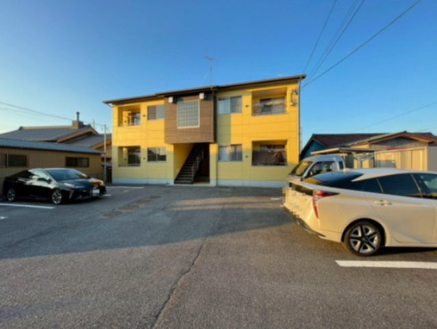 GOフロントの外観