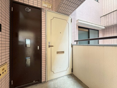 【玄関】 | ルミエール万博公園