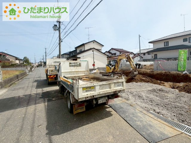 いわき市郷ケ丘第８　新築戸建　1号棟の前面道路含む現地写真|前面道路幅6ｍ☆車の出入りもラクラクできちゃいます(^^♪