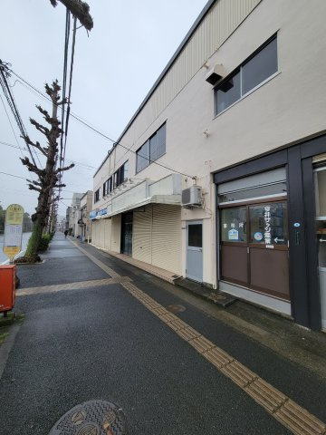 今井サッシビルの外観