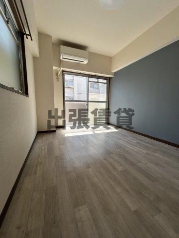 仲介手数料0円！メゾンヤスフクの居間・リビング