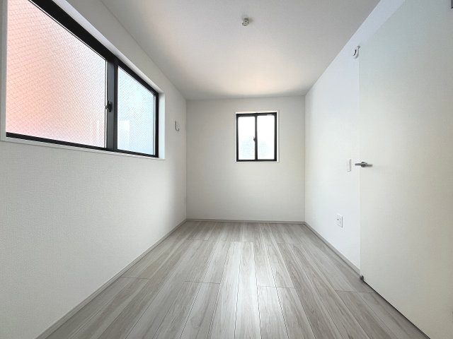 【子供部屋】 | 福岡市城南区鳥飼6丁目1期　1号棟（全2棟）【仲介手数料無料・0円】 | 施工例。施工例は完成時と異なる場合があります。