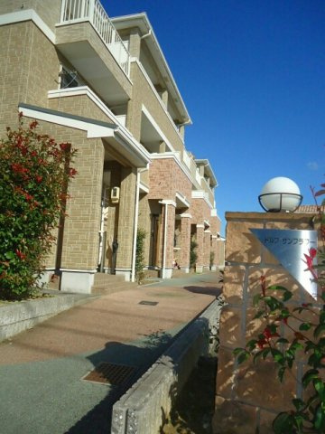 ドルフ・サンフラワーのエントランス