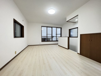 【居間・リビング】 | 新座市野寺2丁目 戸建