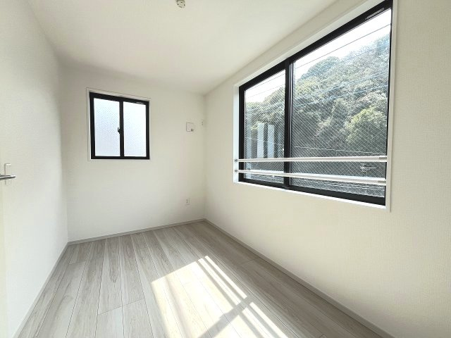 【子供部屋】 | 福岡市城南区鳥飼6丁目1期　2号棟（全2棟）【仲介手数料無料・0円】 | 施工例。施工例は完成時と異なる場合があります。