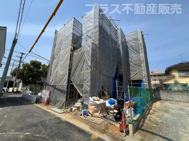 【玄関】 | 福岡市城南区鳥飼6丁目1期　2号棟（全2棟）【仲介手数料無料・0円】 | 施工例。施工例は完成時と異なる場合があります。