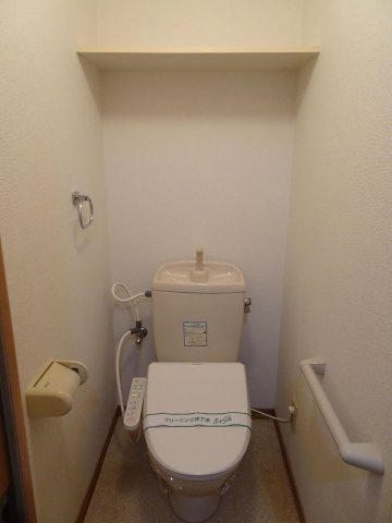 セピアコートのトイレ|快適な温水洗浄便座トイレです