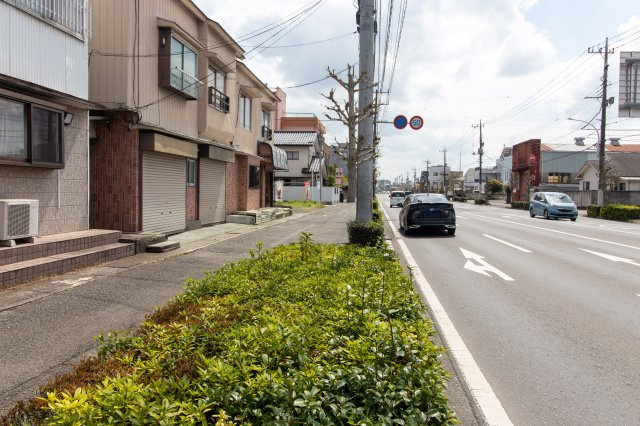 足利市西砂原後町の売地の前面道路含む現地写真|前面道路含む現地写真です