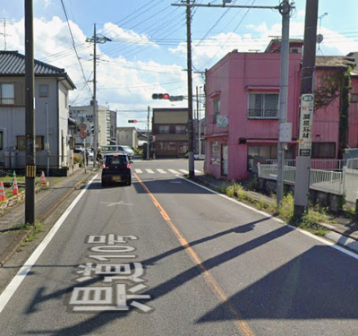 【前面道路含む現地写真】 | 春日部市粕壁東2丁目　売地 | 東側道路　県道10号線