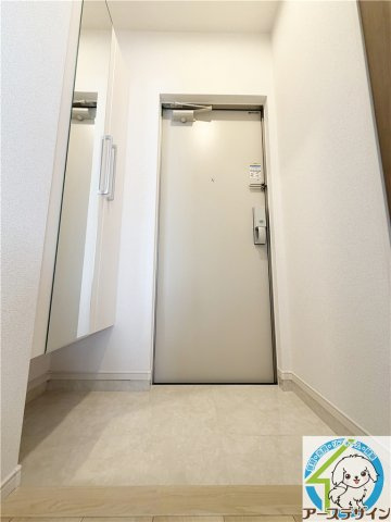 ヒカルサ神戸王塚台Ⅰの玄関