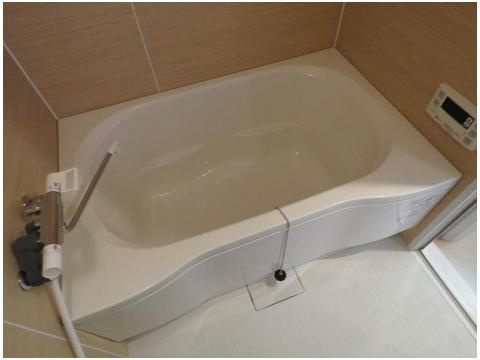 オープストフェルトの浴室