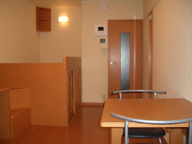 落ち着いた色調の寝室です