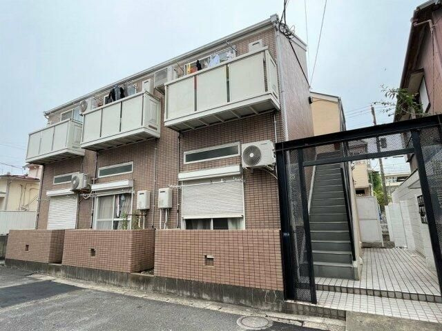 ジュネパレス市川第２４Ｃの外観
