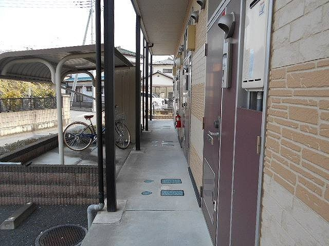 屋根付き駐輪場